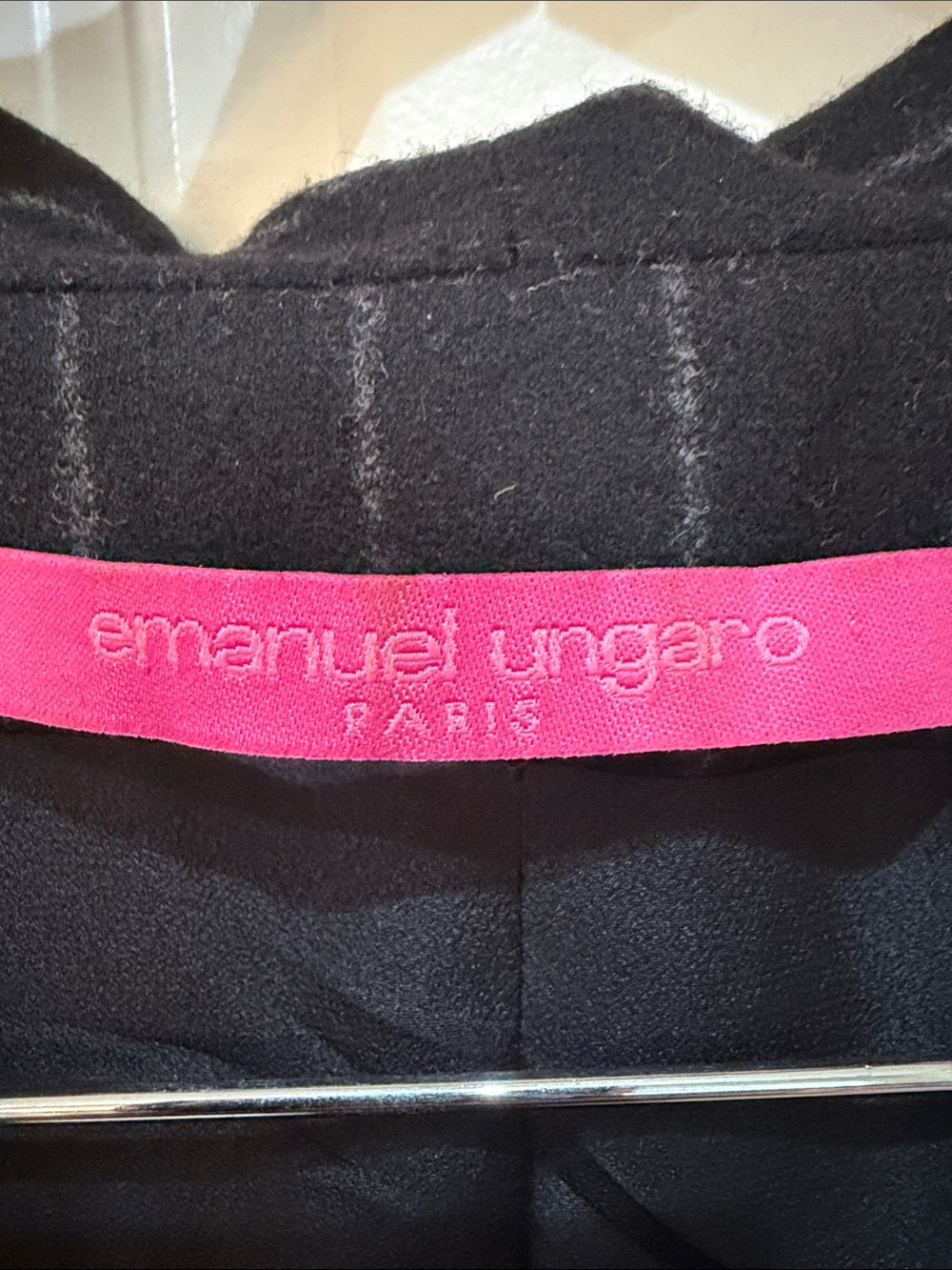 Vintage Emanuel Ungaro Black Pinstripe Ruffle-Blazer Designer suit business - Picture 2 of 3